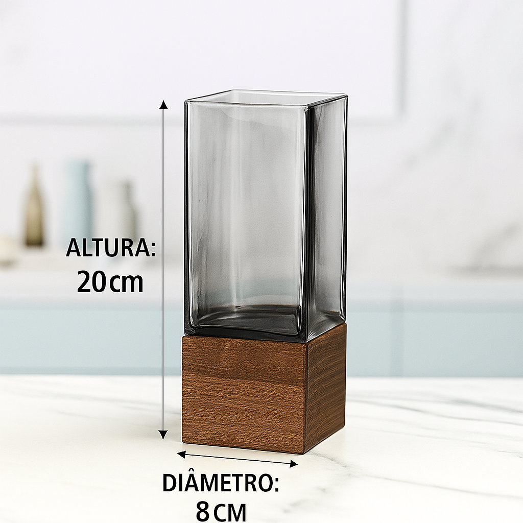 Vaso de Vidro Fumê com Base de Madeira – Design Minimalista Escandinavo